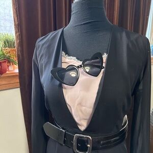 🍓Deep V Jumpsuit, camisole and sunglasses outfit